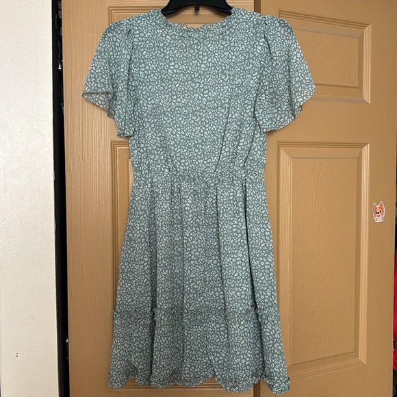 Light weight dress by kirundo green with white print - Picture 4 of 4